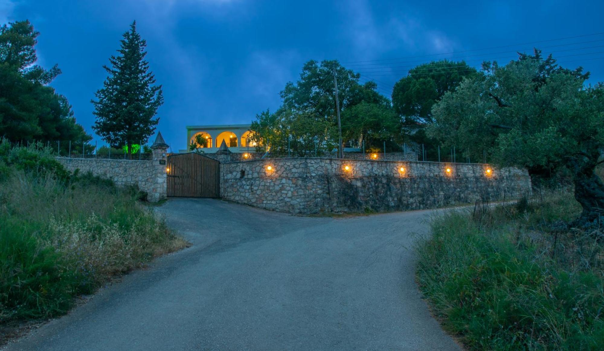 Leandros Private House Near Shipwreck Beach Maries  Exterior foto